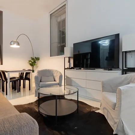 아파트 Guesthost - Design Loft In Porta Vittoria *
