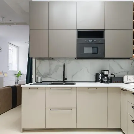 Guesthost - Design Loft In Porta Vittoria 아파트