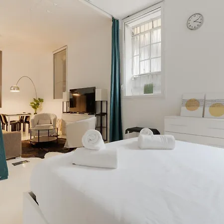 아파트 Guesthost - Design Loft In Porta Vittoria *