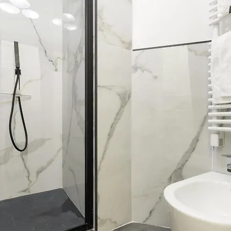 Guesthost - Design Loft In Porta Vittoria